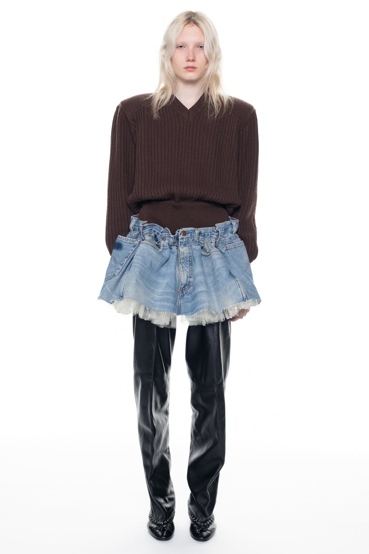 DISPLAY ARMY SWEATER in brown