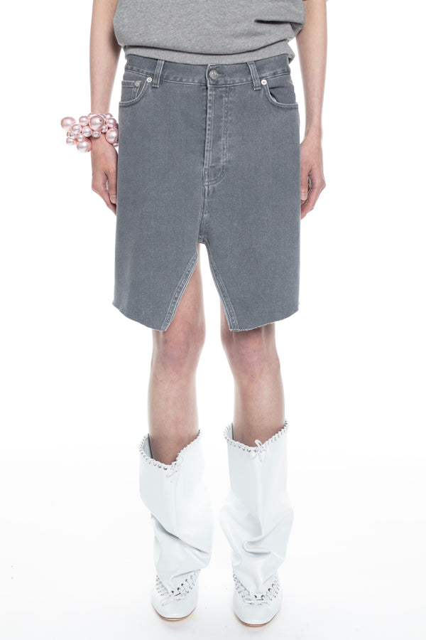 DISPLAY DENIM SKIRT in grey