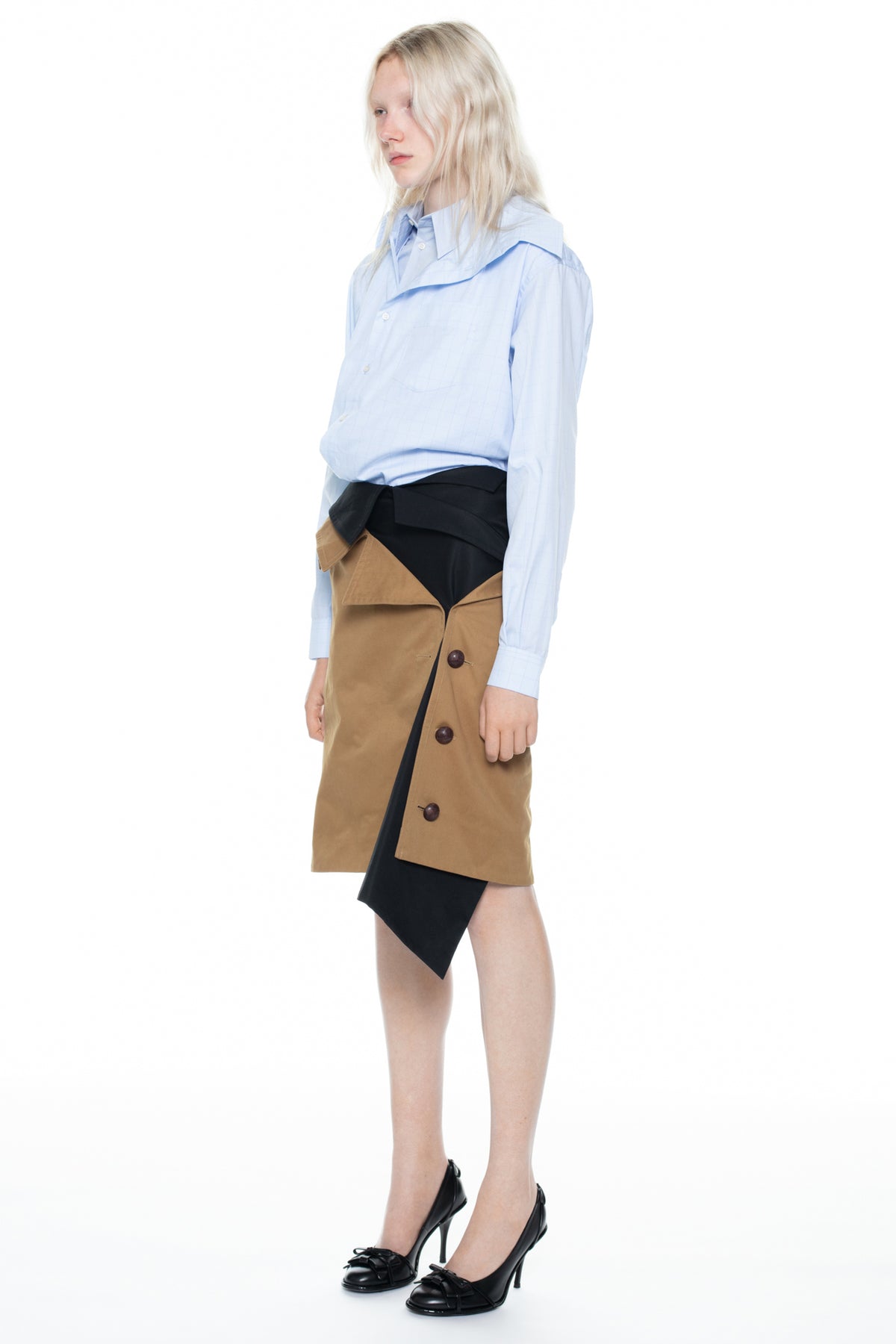 TRENCH COAT SKIRT in beige and black