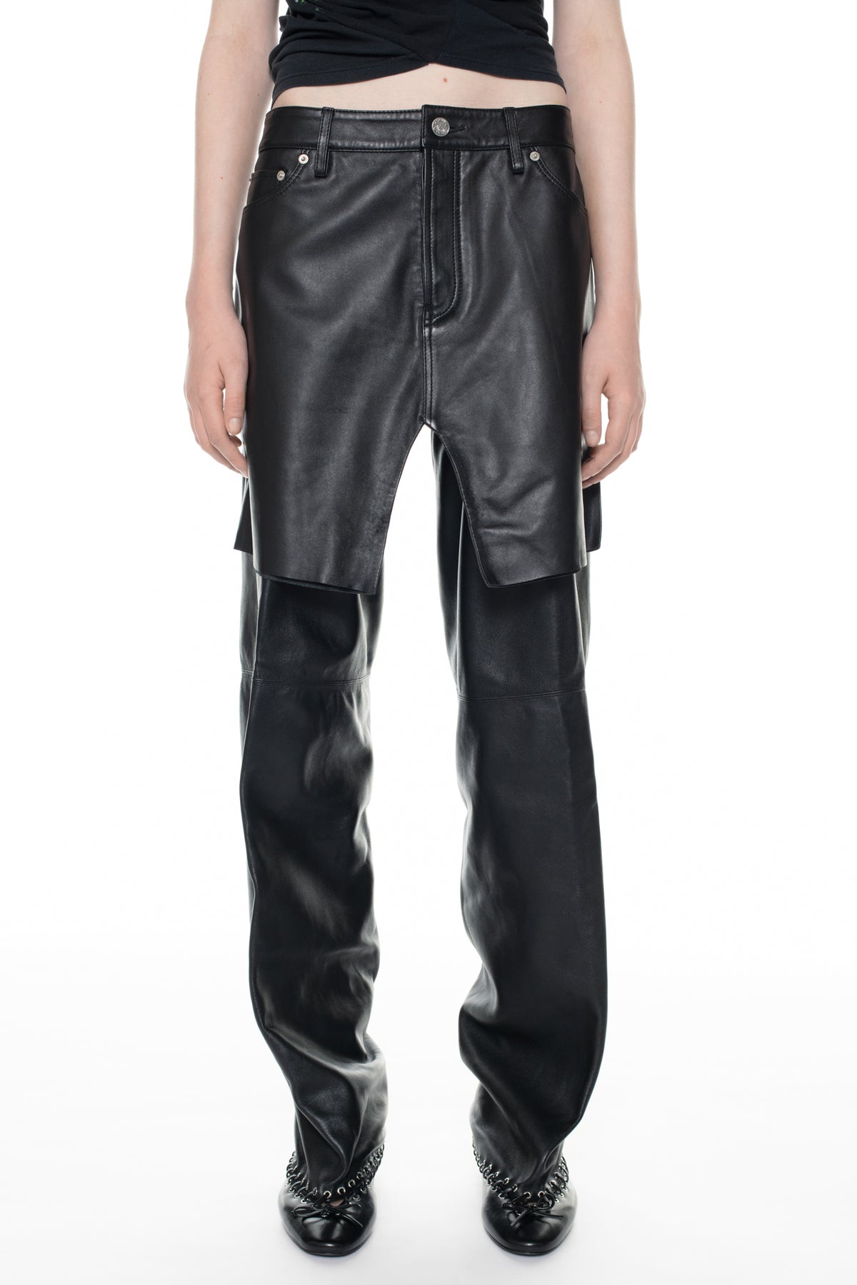 DISPLAY LEATHER SHORTS in black