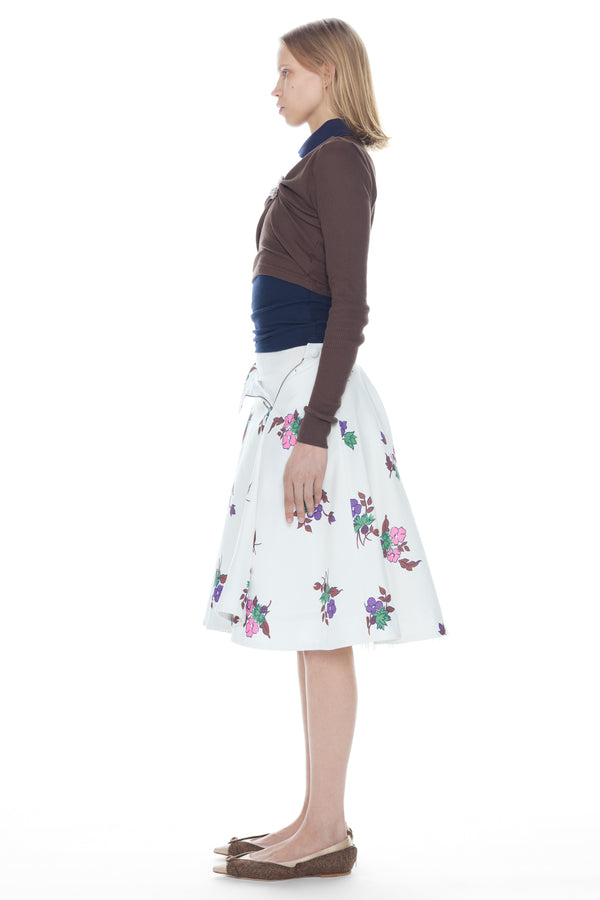 UNZIPPED FLORAL CIRCLE SKIRT in white floral