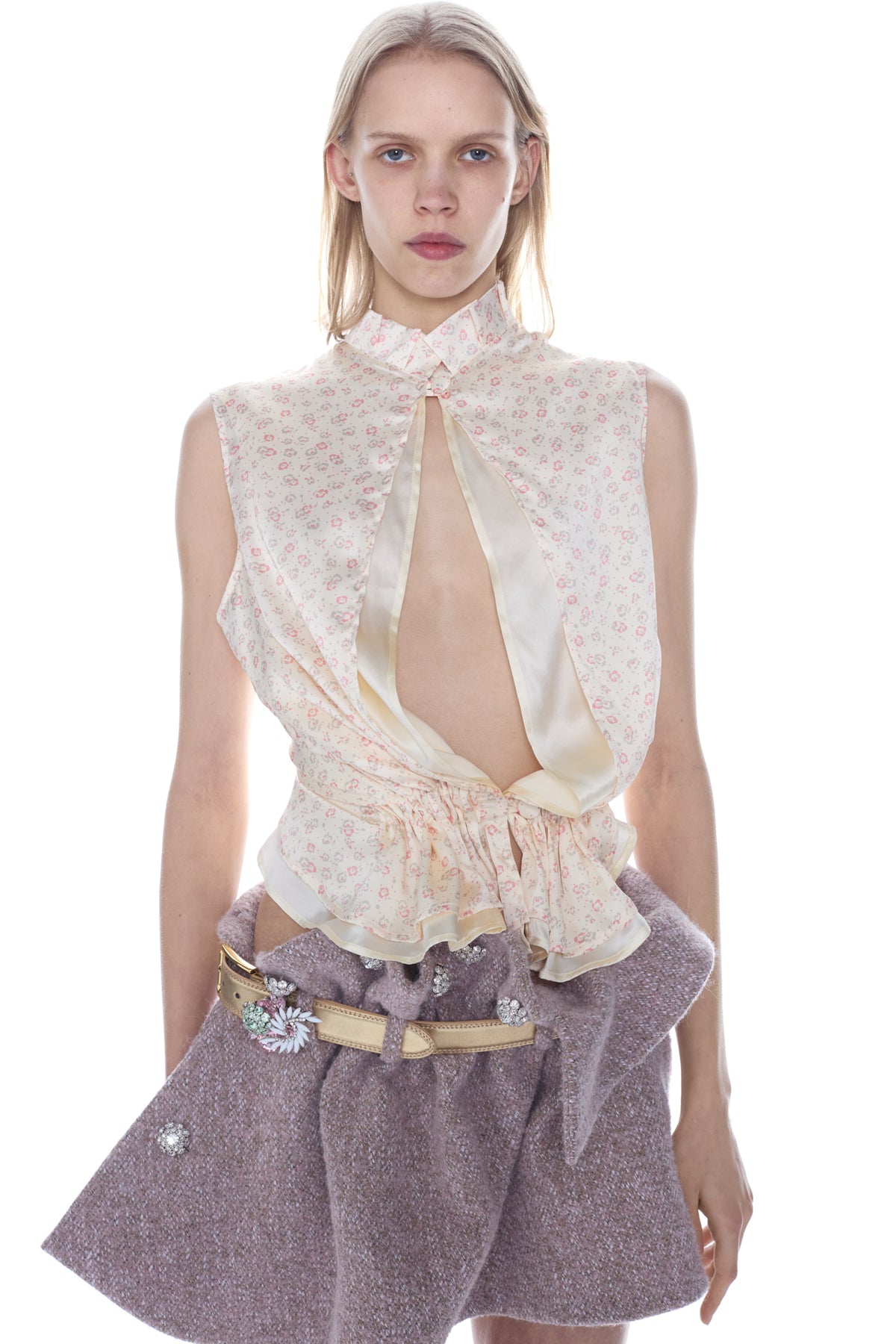 TWISTED BLOUSE in cream and coral floral