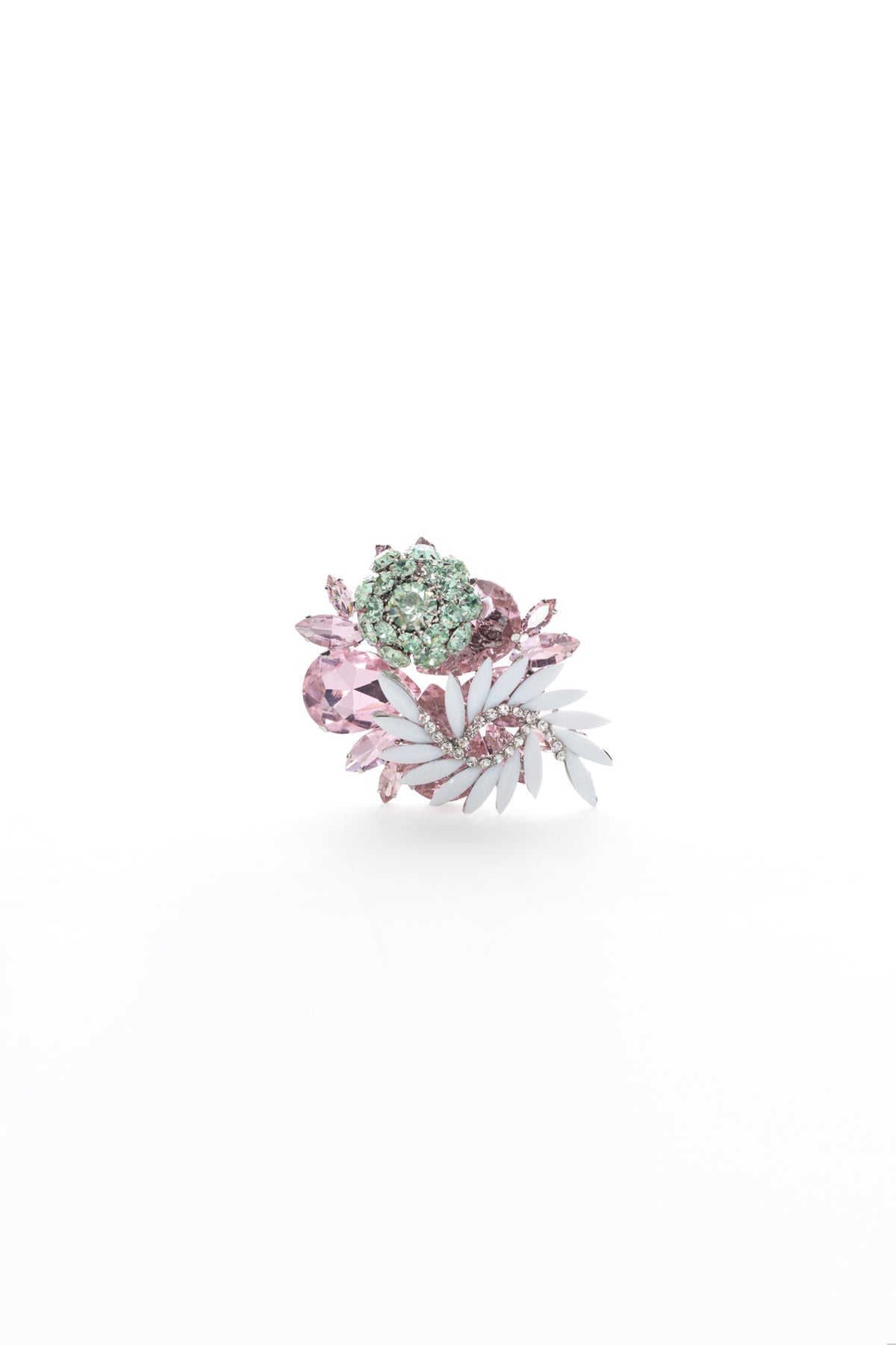 CLUSTER BROOCH in pink, turquoise and white